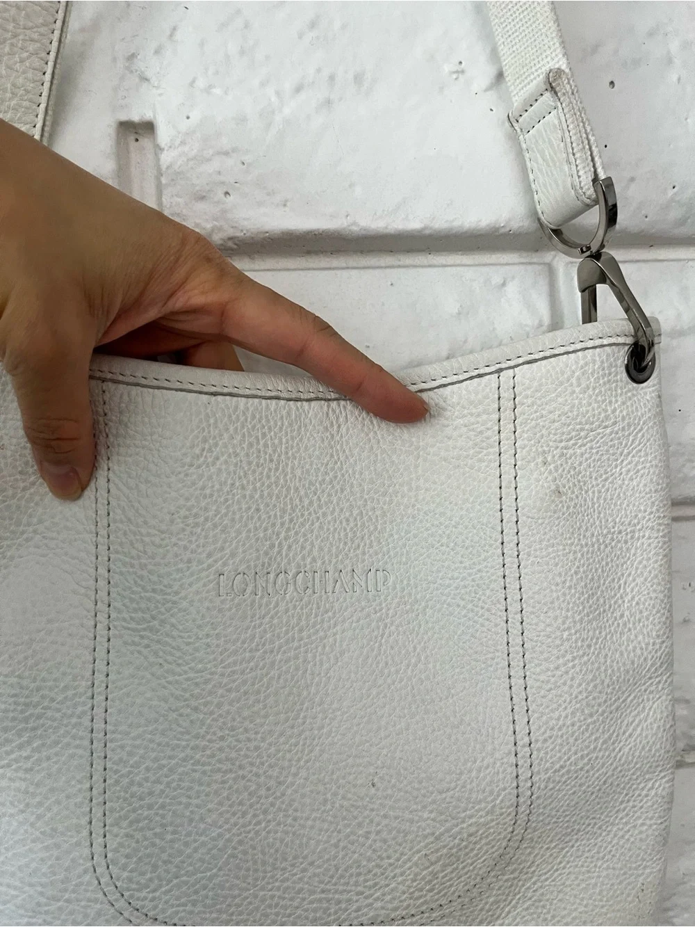 Longchamp White Patent Leather Shoulder Bag Adjustable Strap